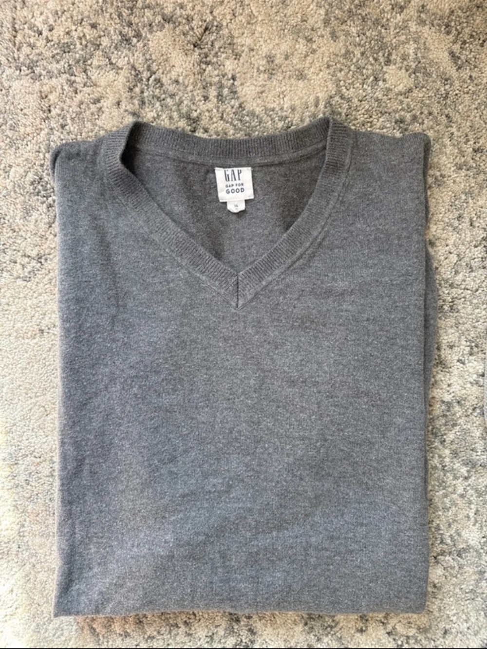 GAP Men’s Charcoal Gray V-Neck Sweater